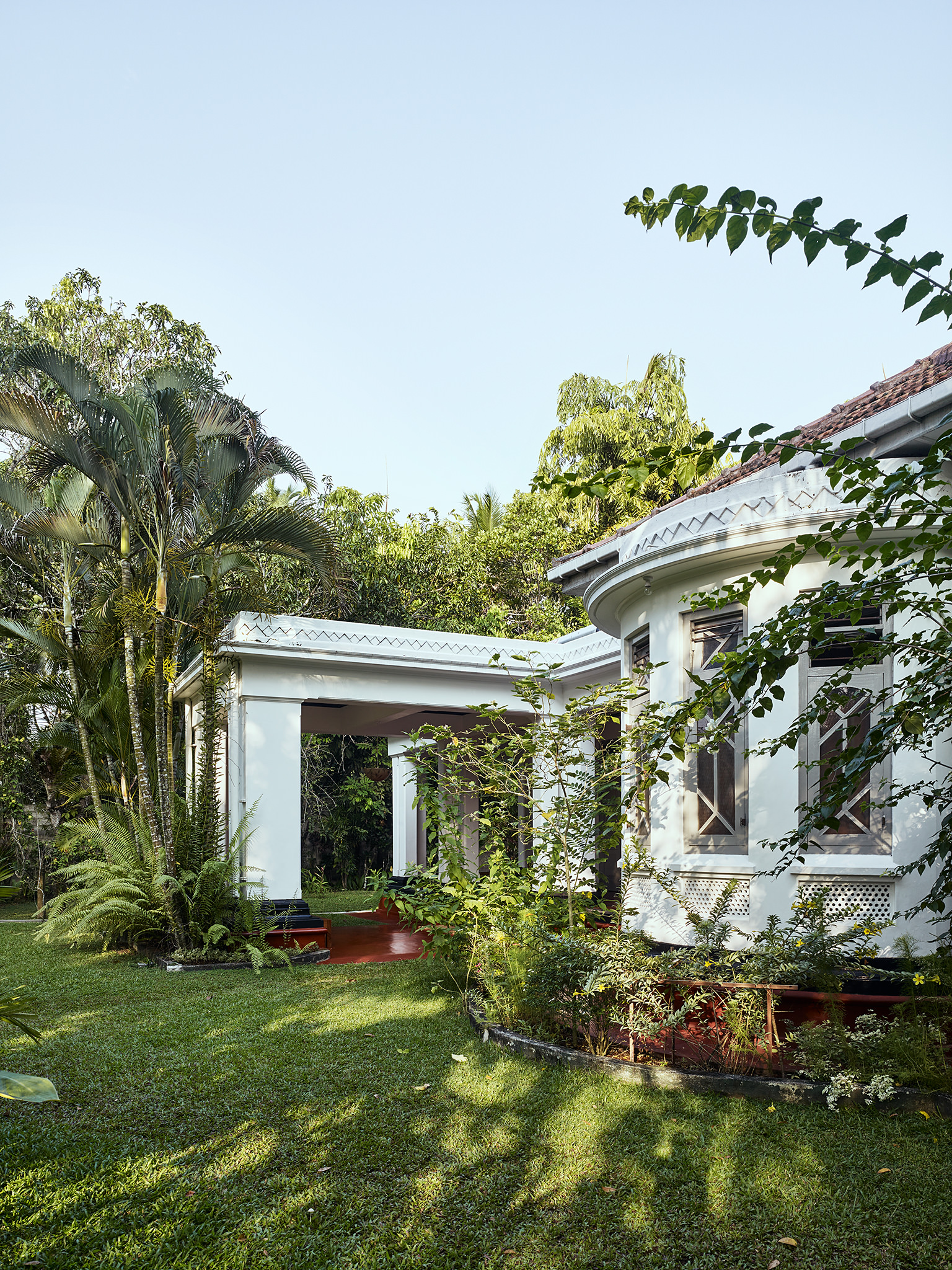 E16583 Alpa 055403 SCREEN